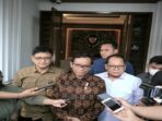 Keyakinan Mahfud terhadap Jimly dan rekannya dalam menangani dugaan pelanggaran etik hakim secara profesional