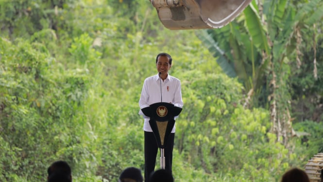 Jokowi Meresmikan Groundbreaking untuk Revitalisasi SDN 020 Sepaku di IKN