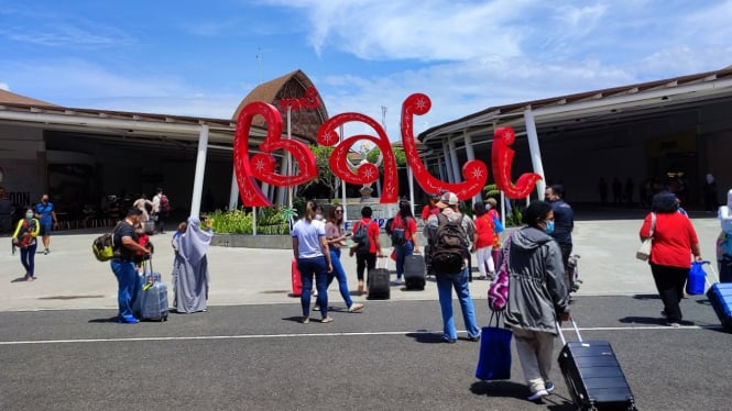 Ratusan Motor Tersimpan Lama di Bandara Ngurah Rai Bali, Dikeluarkan Biaya Parkir Rp74 Juta