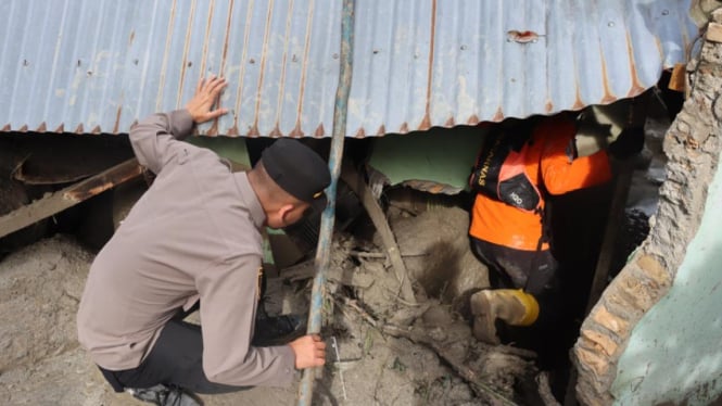 Karyawan Hotel yang Ditemukan Tewas merupakan Korban Banjir Bandang