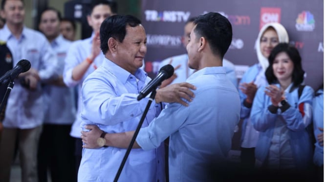 5 Fakta Penembakan Relawan Prabowo-Gibran oleh OTK di Madura:
– OTK di Madura Menembak Relawan Prabowo-Gibran: 5 Fakta yang Harus Diketahui