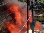 Kondisi Ruko di Waena Jayapura Terbakar Saat Massa Mengantar Jenazah Lukas Enembe