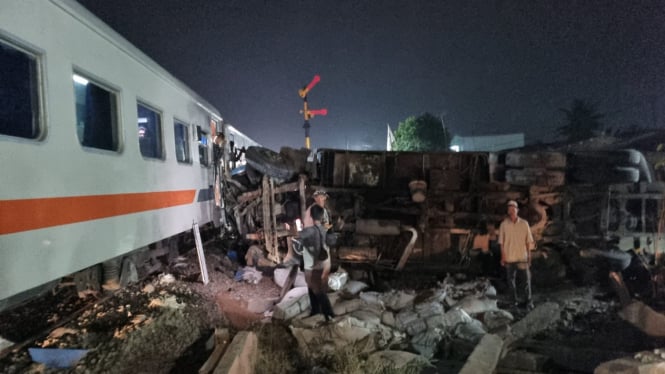 Tabrakan Kereta Api dengan Truk di Serdang Bedagai, 317 Penumpang Selamat