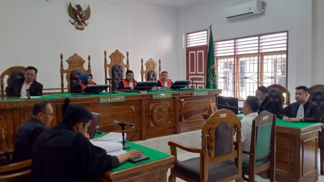 Eks Kadinkes Sumut Dituntut Penjara 20 Tahun Terkait Kasus Dugaan Korupsi APD Covid-19