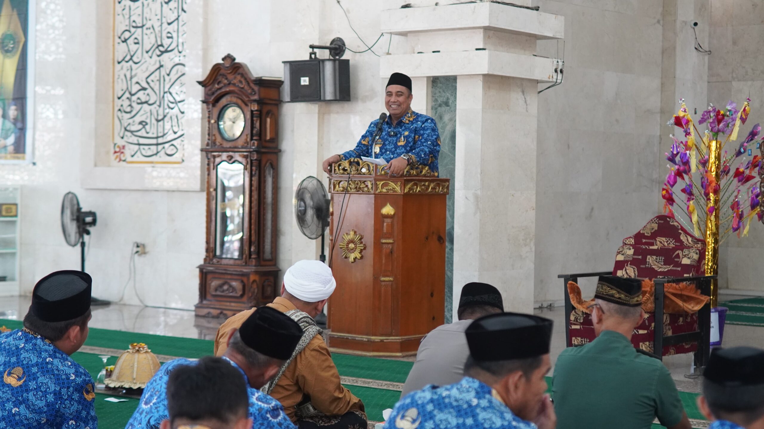 Chaidir Syam Membahas Isu Keretakan dan Mencoba untuk Memuji Suhartina