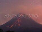 Masyarakat Diminta Waspada karena Merapi Telah Meluncurkan Awan Panas Sebanyak 3 Kali