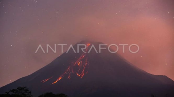 Masyarakat Diminta Waspada karena Merapi Telah Meluncurkan Awan Panas Sebanyak 3 Kali