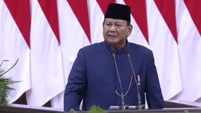 Prabowo Mengingat Nama Kepala Negara, Titiek Soeharto Menampilkan Keanggunan pada Acara Pelantikan